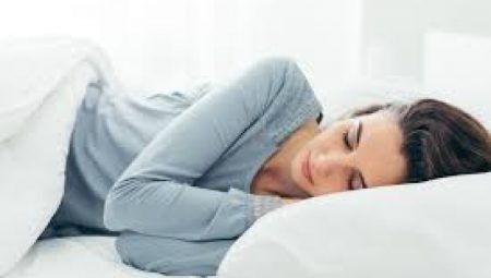 Sabahları Bel Ağrısıyla Uyanıyorsanız Sebebi Uyku Pozisyonunuz Olabilir