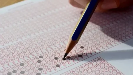 Üniversite Adaylarına Kritik Tavsiye: Deneme Sınavlarında Yanlışlara Odaklanın!