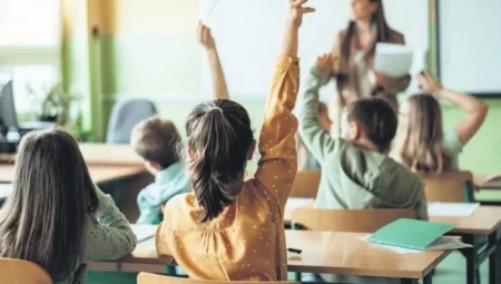 Erzurum’da 9 Ocak Perşembe Okullar Tatil Mi? Valilikten Açıklama Bekleniyor