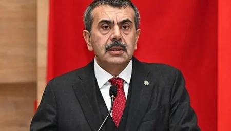 Yusuf Tekin: ‘Akademi Giriş Sınavı ile Öğretmen Atamaları Yeniden Şekilleniyor’