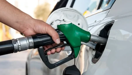 Motorine 1,43 TL indirim geliyor: Akaryakıtta fiyatlar güncelleniyor