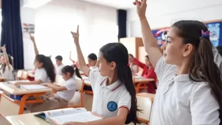 Okullarda Ramazan Bayramı tatili kaç gün sürecek? Ara tatil ile birleşiyor!