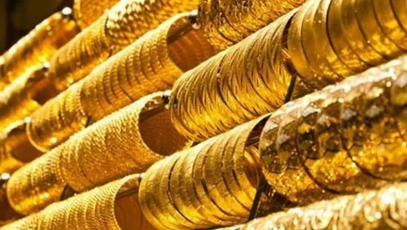 Altın fiyatları tarihi zirveyi gördü: Gram 4 bin lirayı aştı, yükseliş sürecek mi?