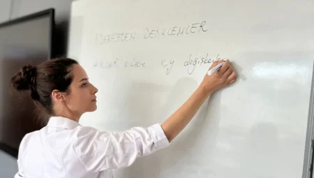 MEB AÇIKLADI! 2025 Sözleşmeli Öğretmen Atama Takvimi ve Başvuru Tarihleri Belli Oldu