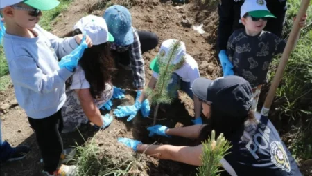 Şehit Polis Zekai Aktaş’ın Annesinin Hatıra Ormanı Vasiyeti 1000 Fidanla Gerçek Oldu