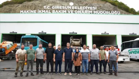 Giresun Belediyesi araç bakım ve onarımda tasarruf sağlayarak hizmetlerini sürdürüyor