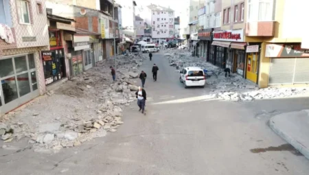 Ağrı Belediyesi Kent Genelinde Altyapı ve Üstyapı Çalışmalarını Hızlandırdı